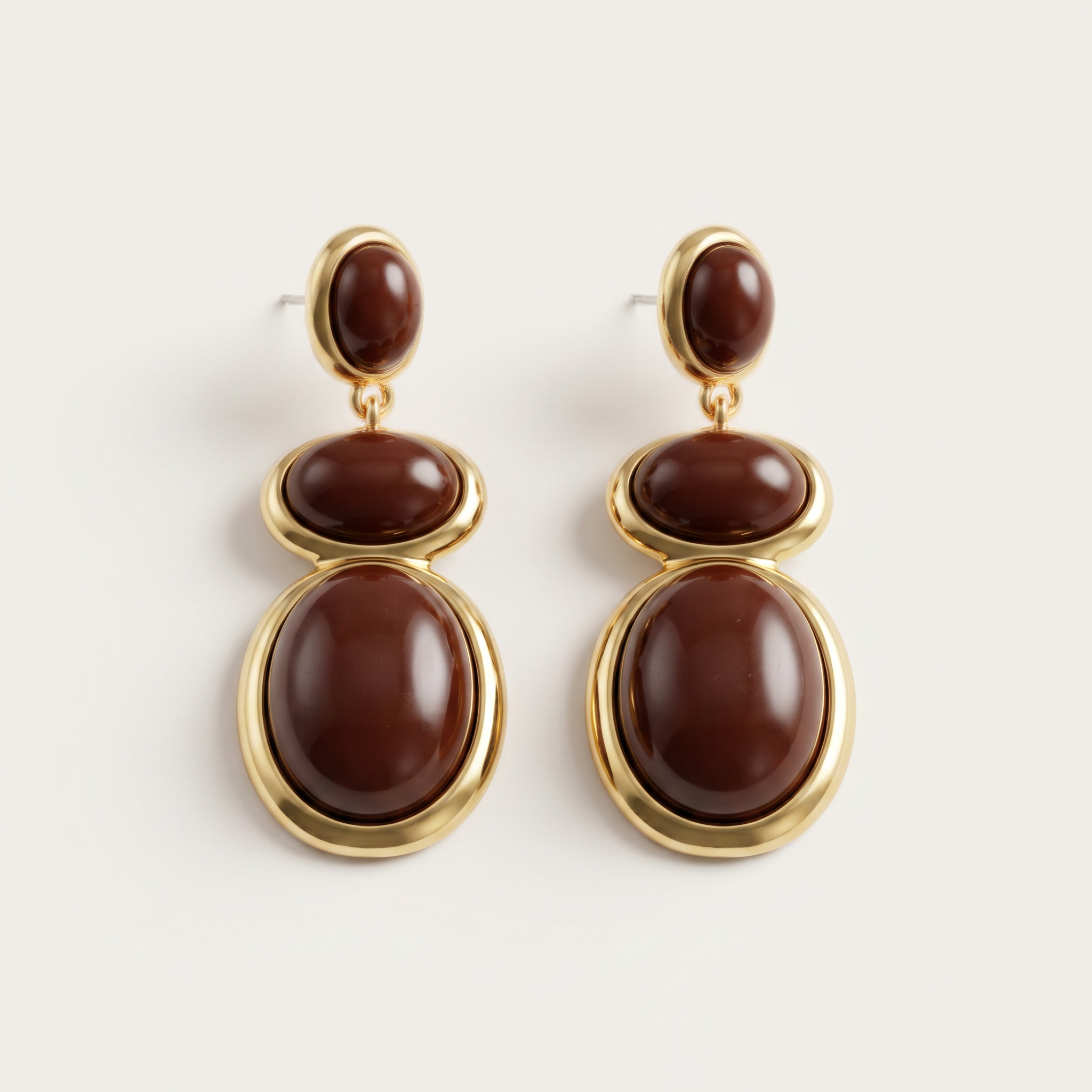 kahverengi cabochon taşlı altın ton sallantılı küpe